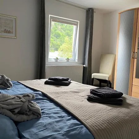 Apartment Am Baybach In Burgen An Der Mosel