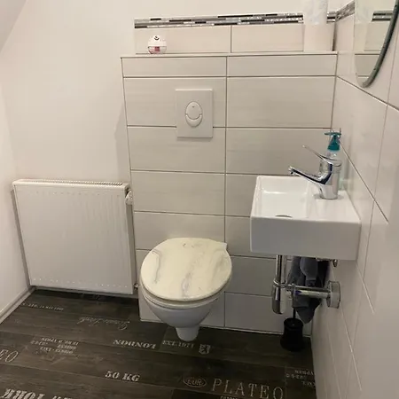 Am Baybach In An Der Mosel ブルゲン