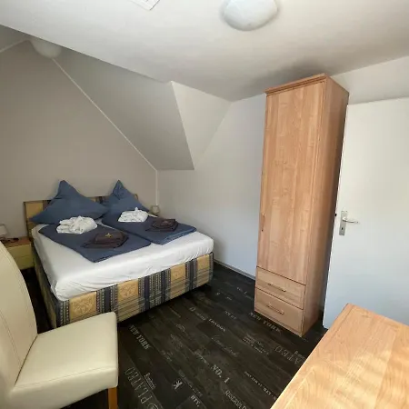 Am Baybach In An Der Mosel