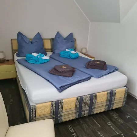 Am Baybach In An Der Mosel *